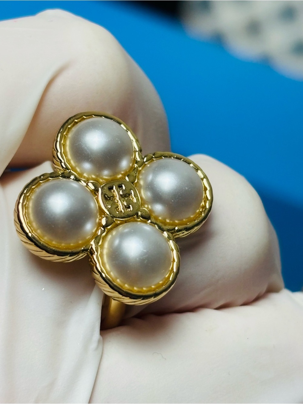 Tory Burch Gold Pearl Cluster Statement Ring - Women Jewelry. Size 7